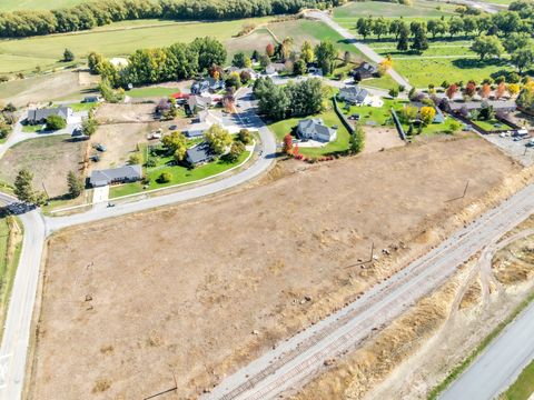 Tiny photo for 550 N 200 E, Wellsville, UT 84339 (MLS # 2120796)