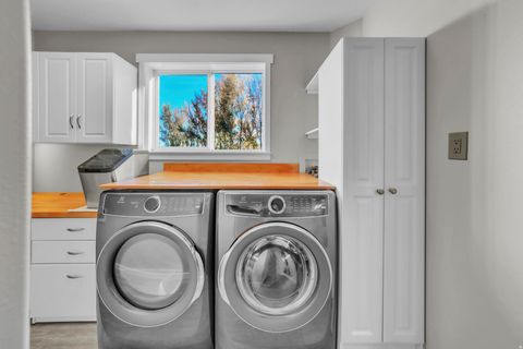 Tiny photo for 550 N 200 E, Wellsville, UT 84339 (MLS # 2120796)