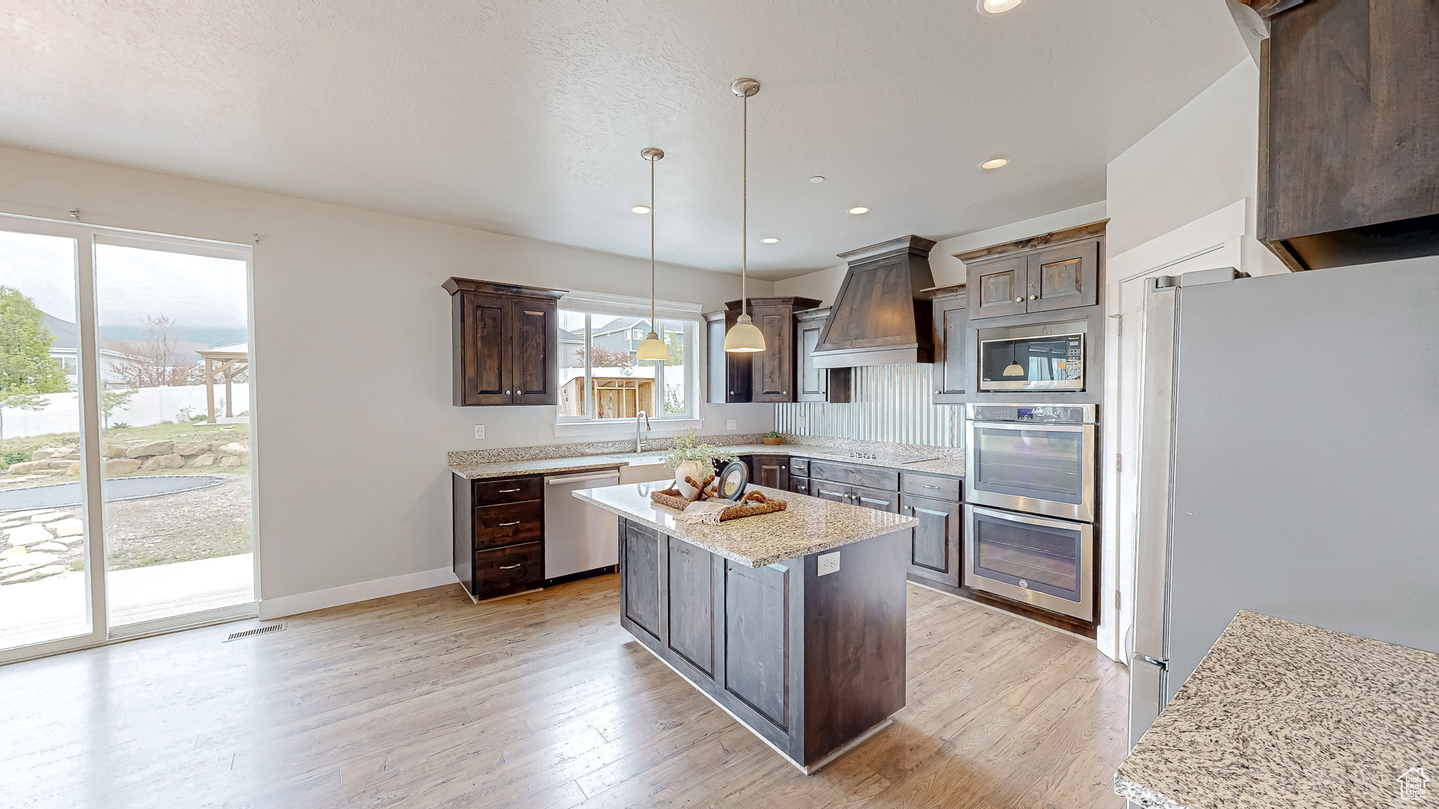 HARRISON HEIGHTS - Residential