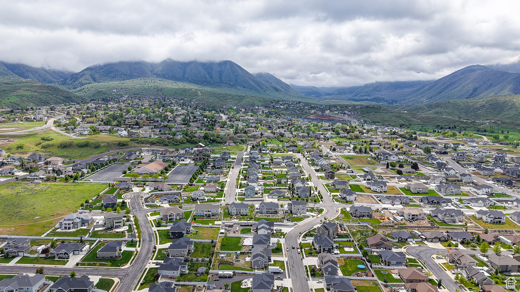 HARRISON HEIGHTS - Residential