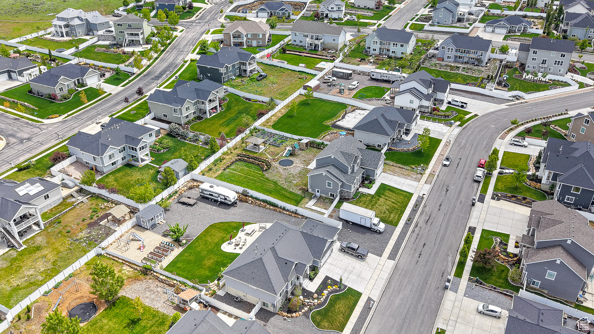 HARRISON HEIGHTS - Residential