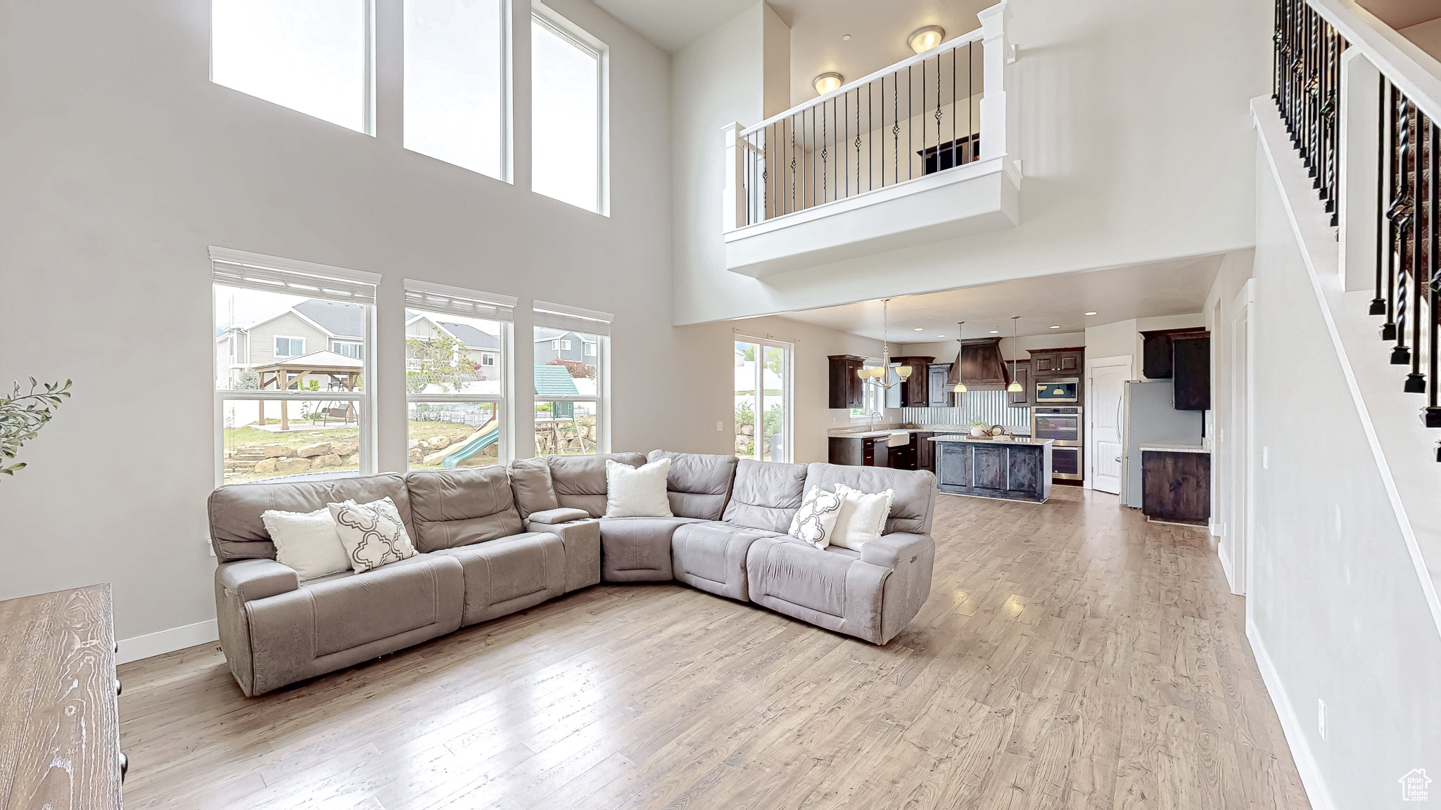 HARRISON HEIGHTS - Residential