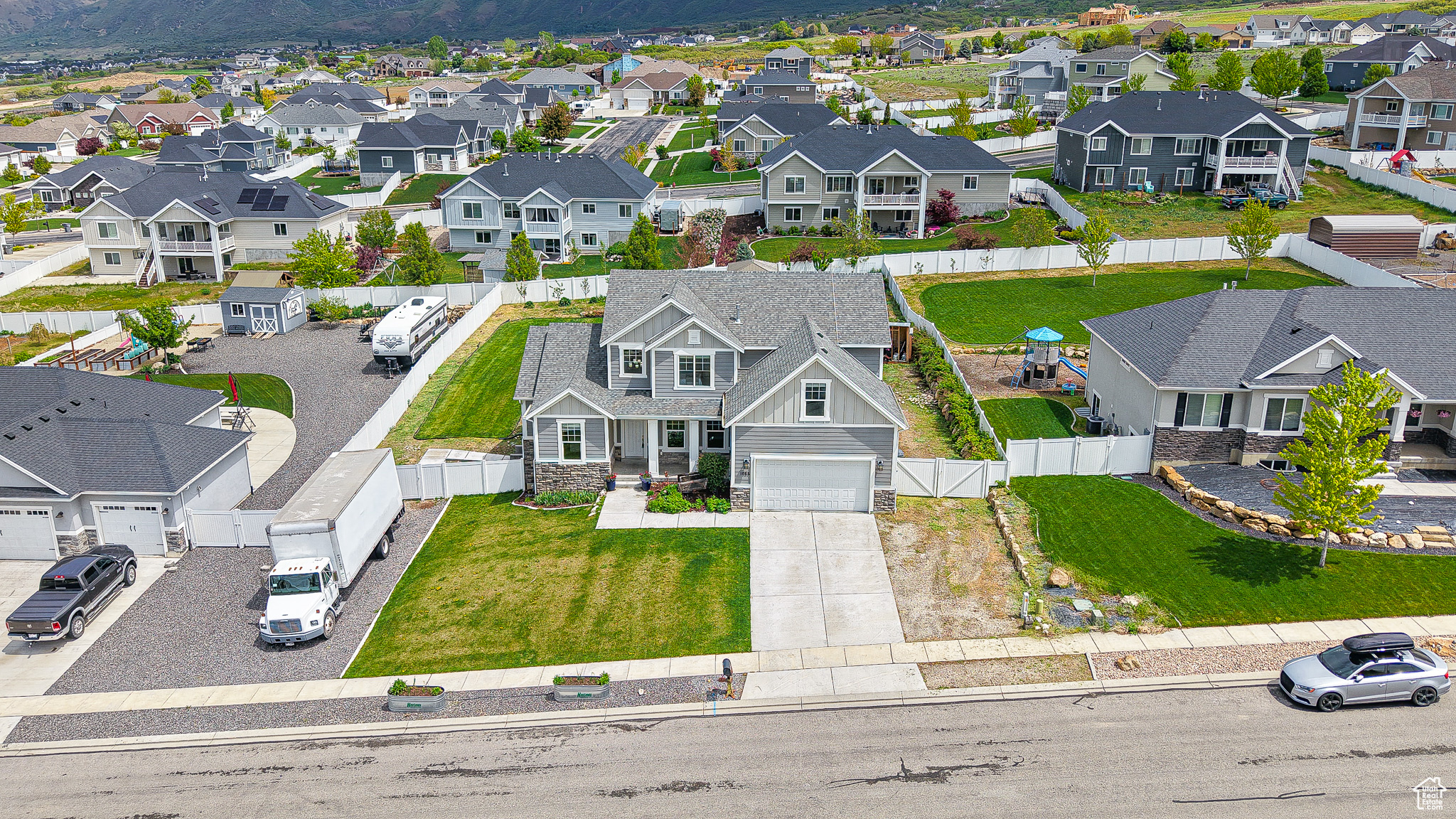 HARRISON HEIGHTS - Residential