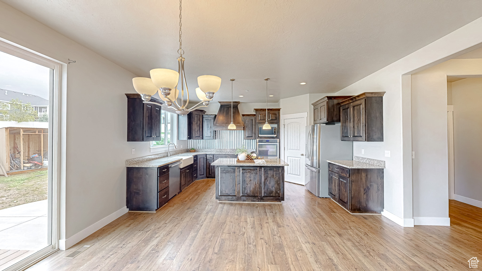 HARRISON HEIGHTS - Residential