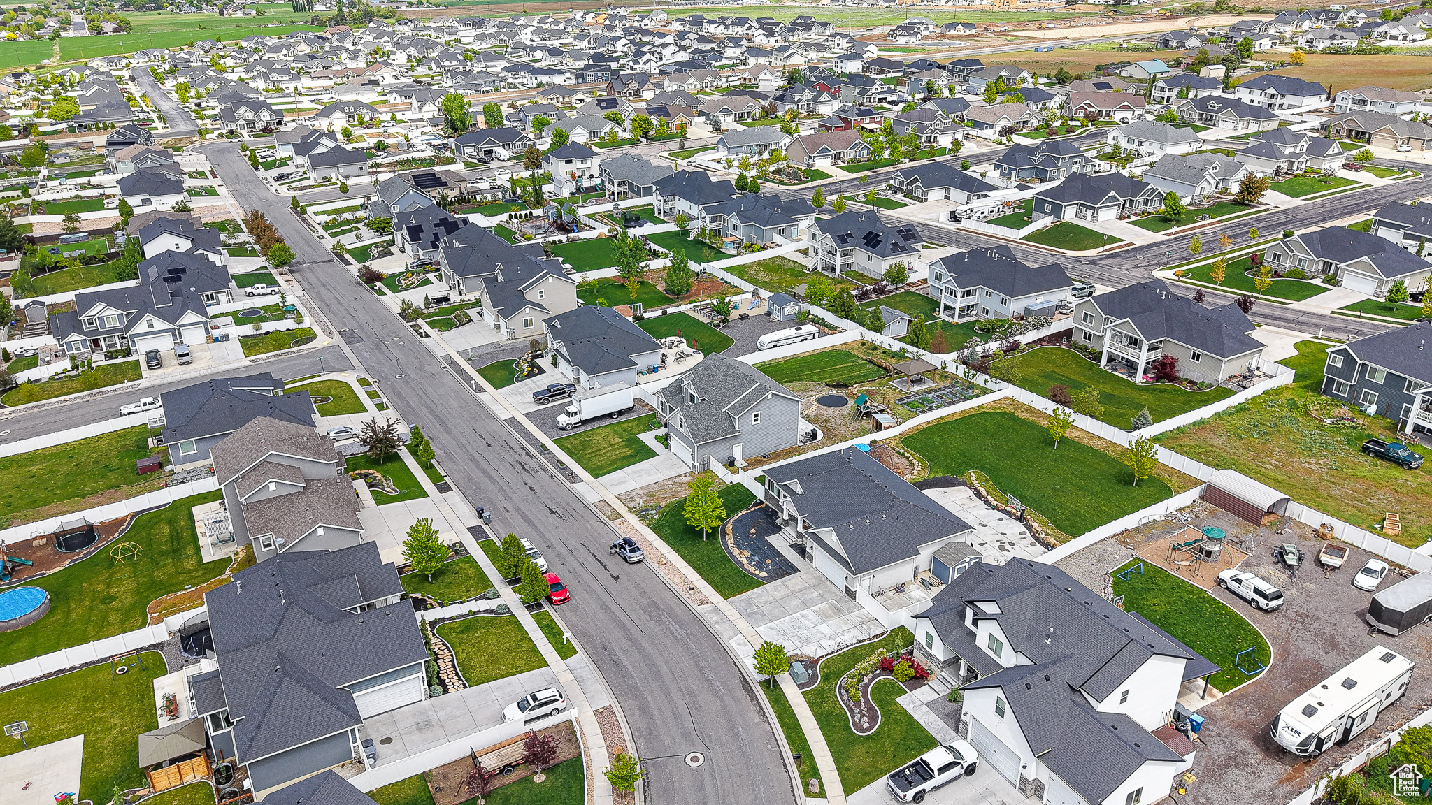 HARRISON HEIGHTS - Residential