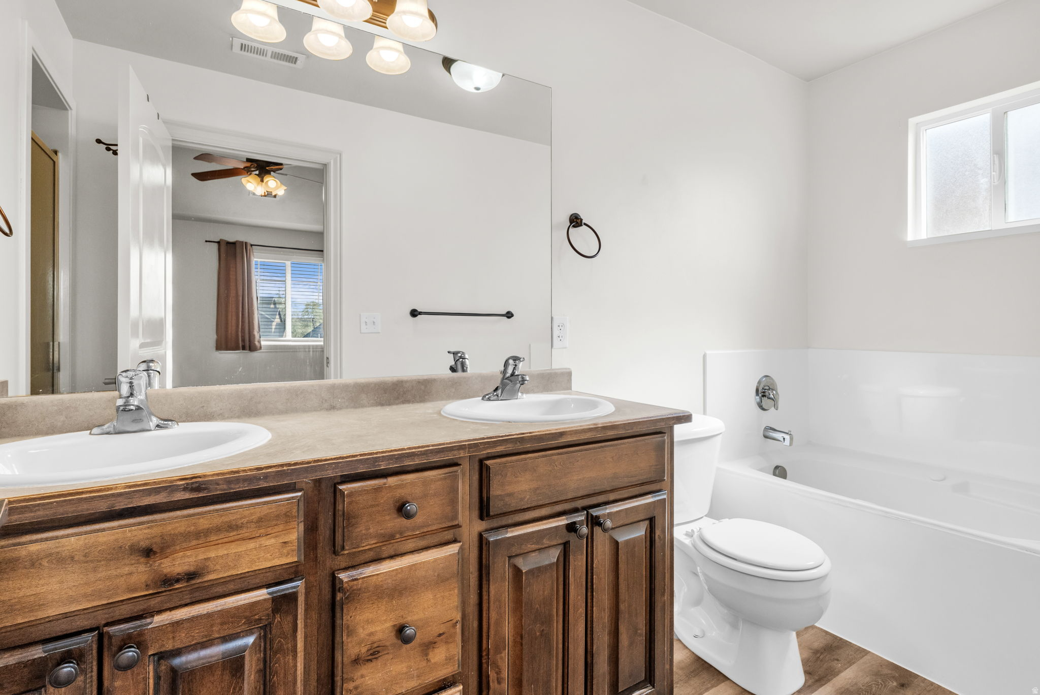 THE VILLAS AT MAPLEWOOD GROVE - Residential