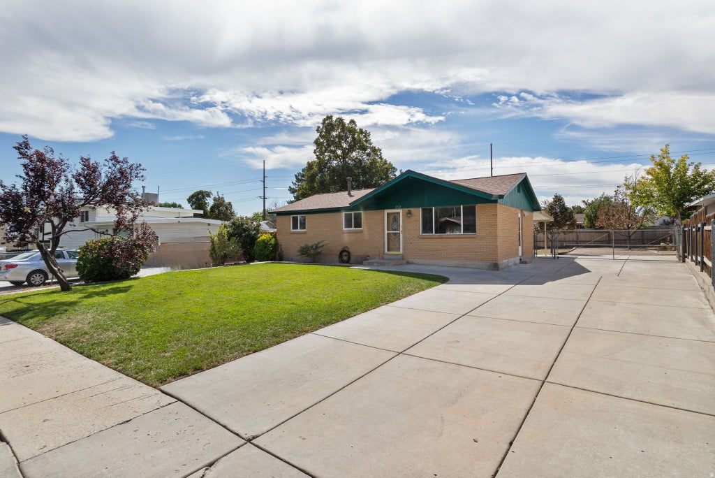 Photo of 2111 W 7560 S, West Jordan, UT 84084 (MLS # 2185551)
