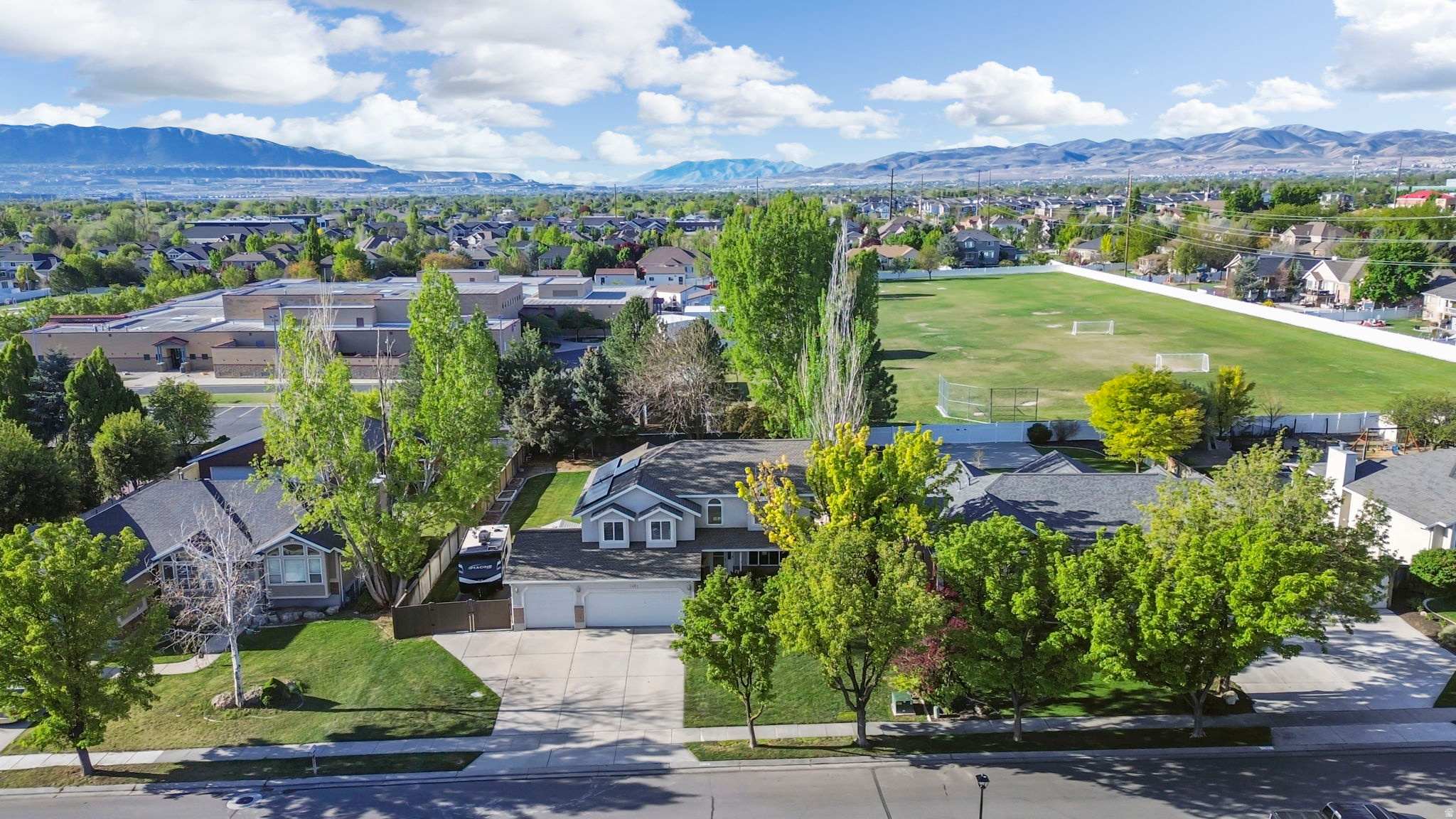 BORGS MTN VIEW ESTAT - Residential