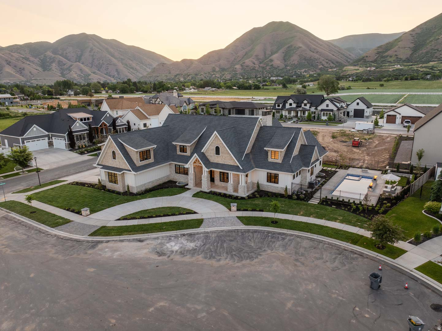 COPPERHEAD ESTATES - Residential