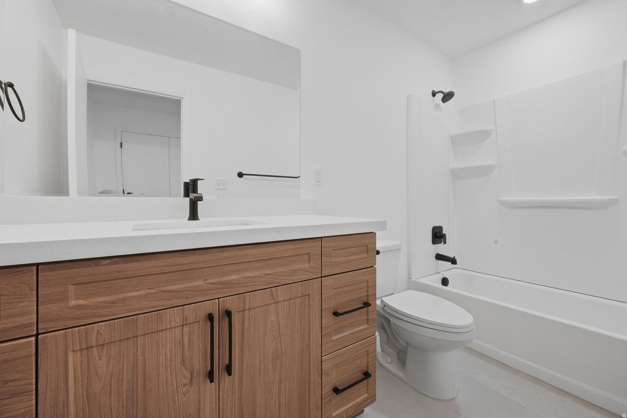 WHITE CITY - Residential