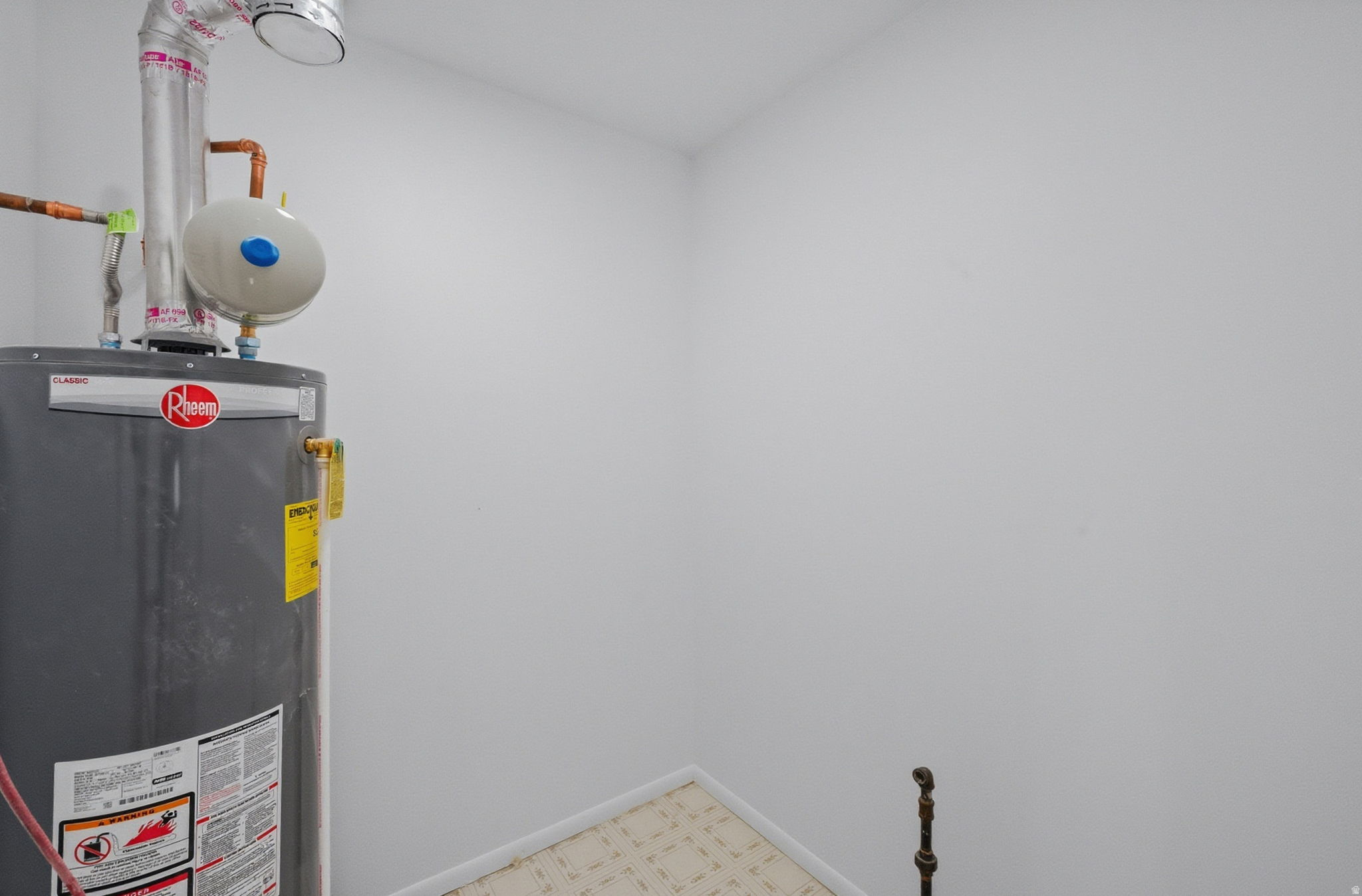 WHITE CITY - Residential