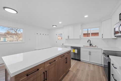 Tiny photo for 1062 E DIAMOND WAY, Sandy, UT 84094 (MLS # 2136075)