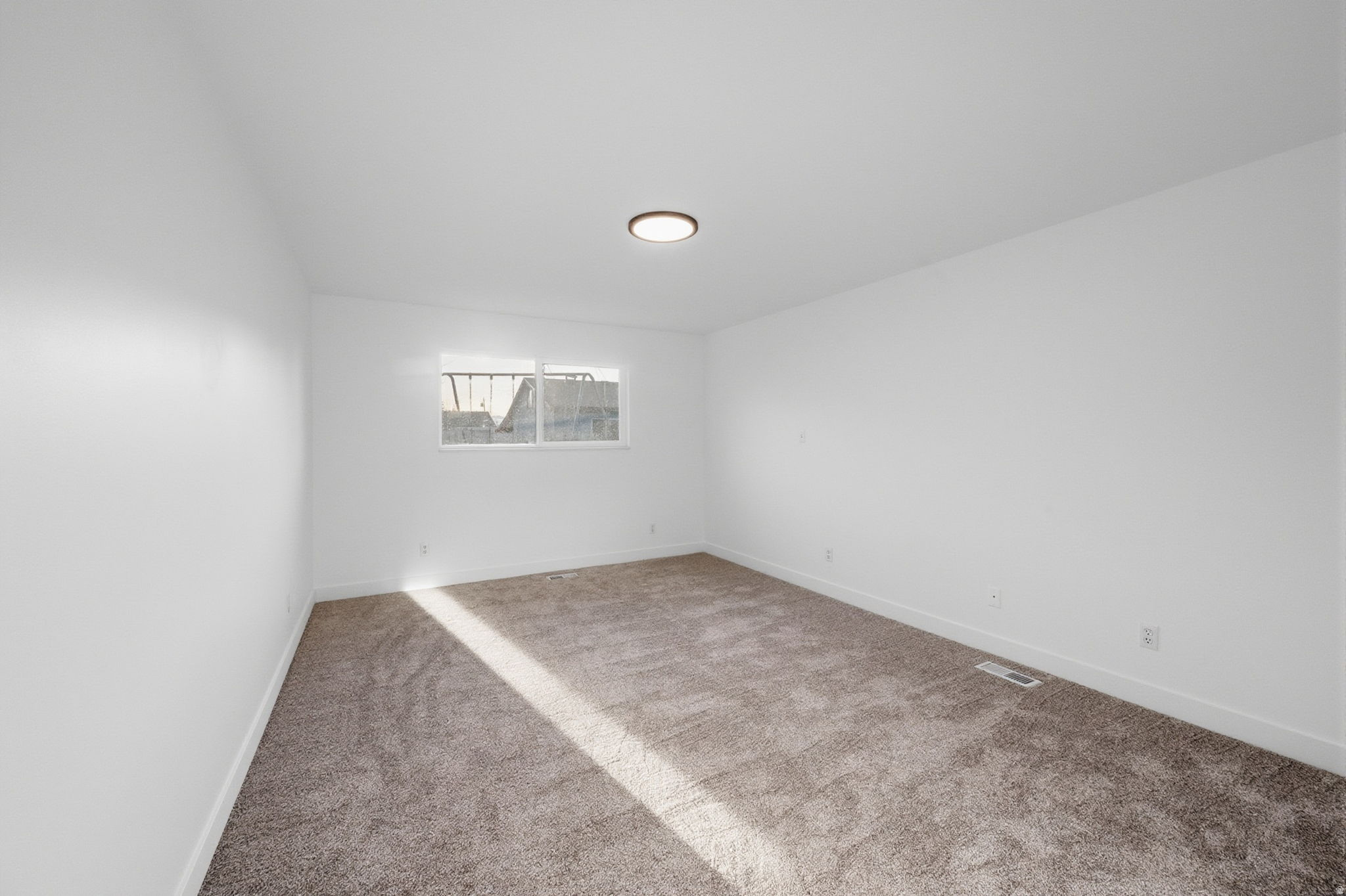 WHITE CITY - Residential