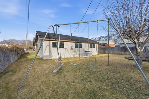 Tiny photo for 1062 E DIAMOND WAY, Sandy, UT 84094 (MLS # 2136075)