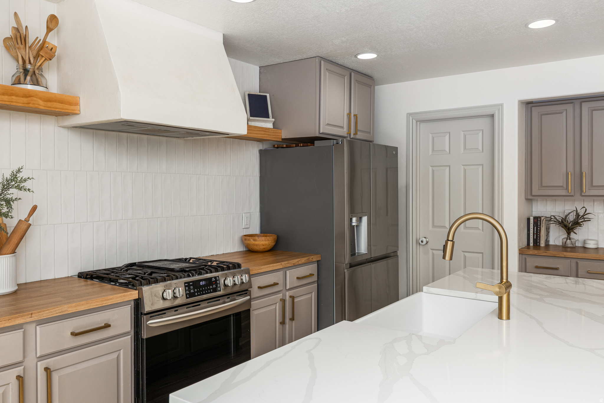 FOXBORO NORTH - Residential