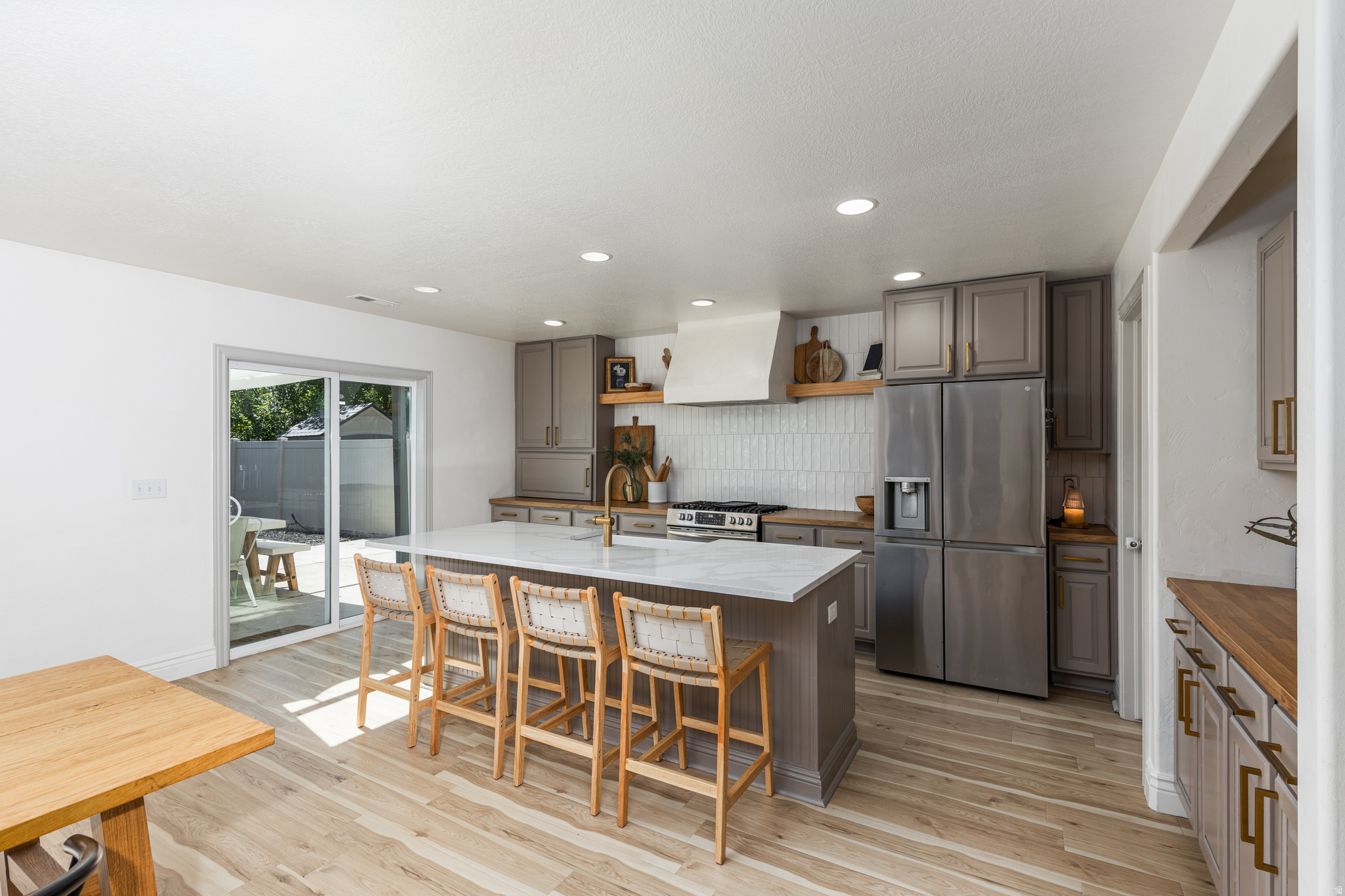 FOXBORO NORTH - Residential