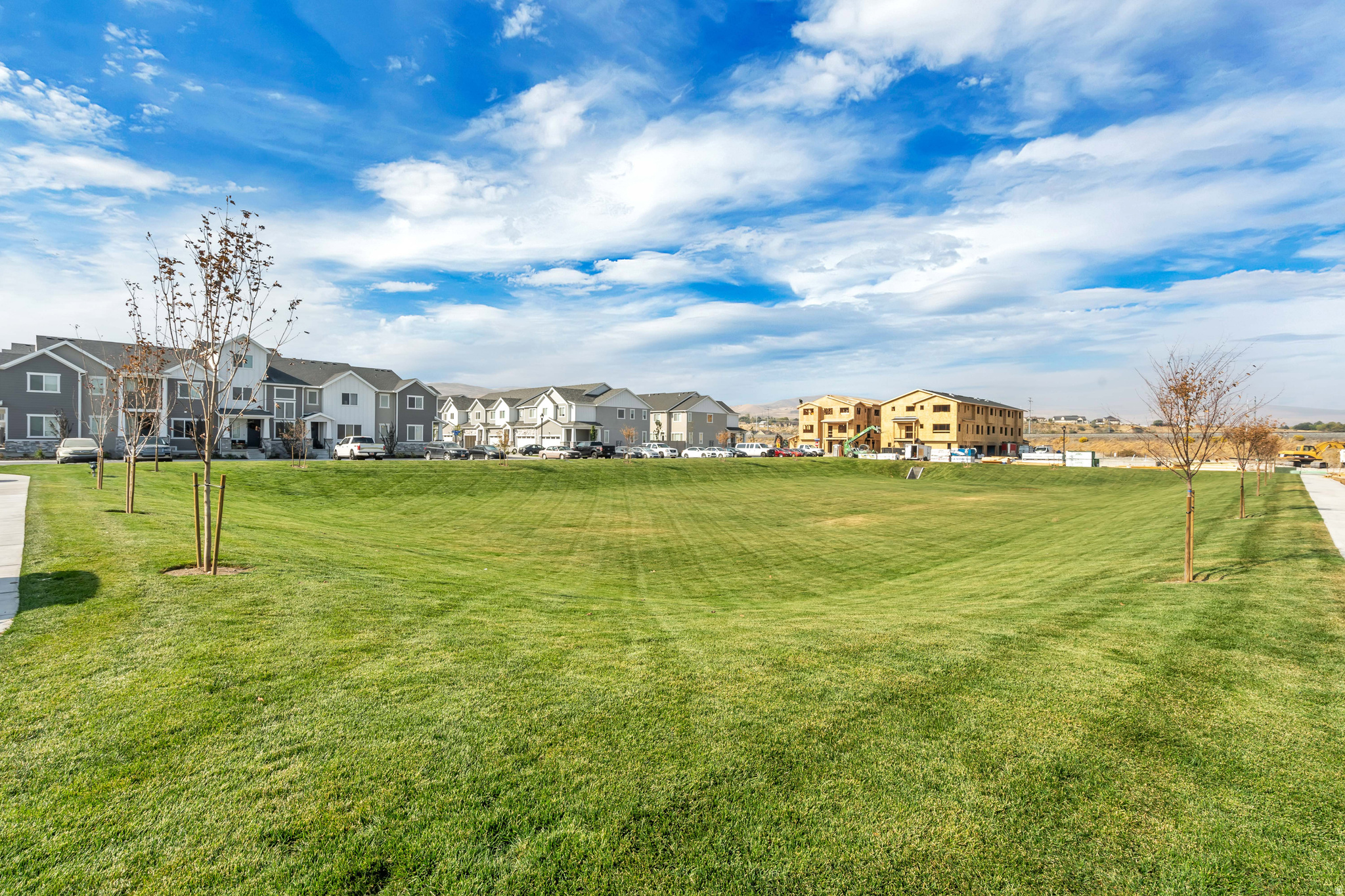 DAY RANCH TOWNS - Residential