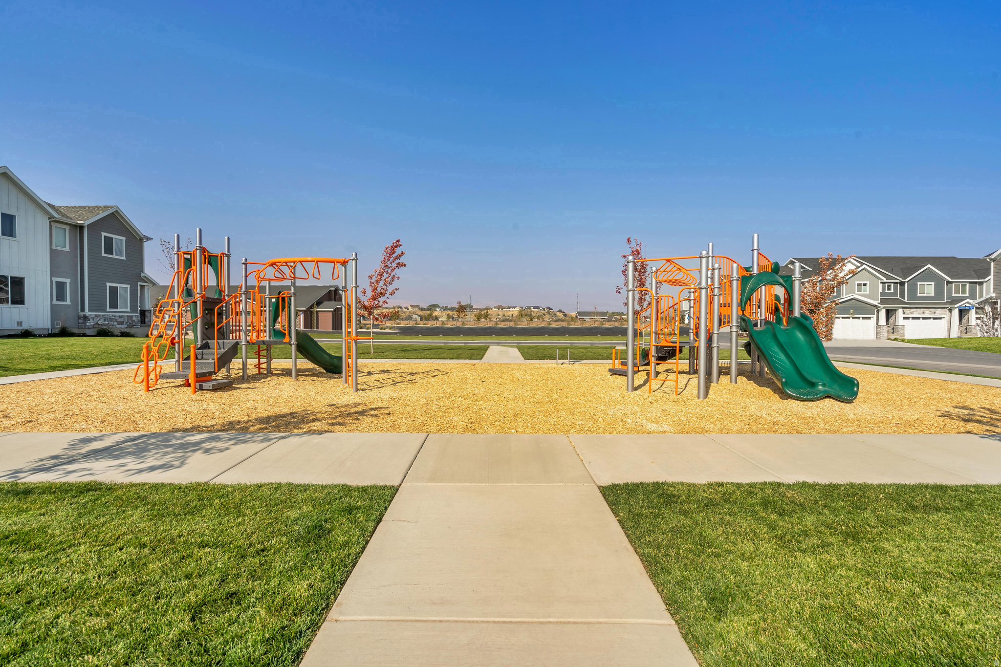 DAY RANCH TOWNS - Residential