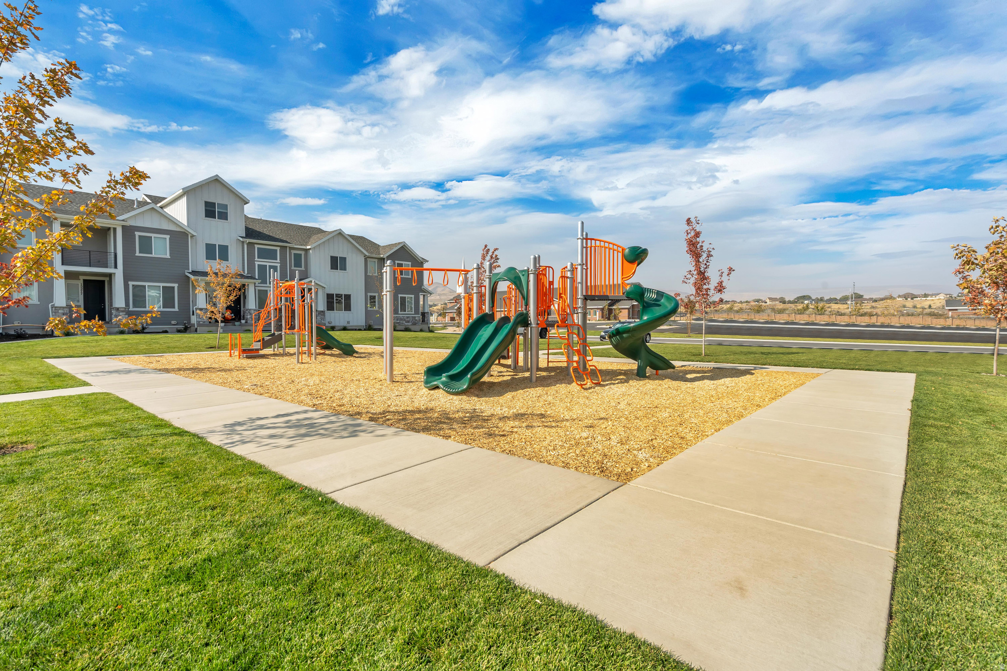 DAY RANCH TOWNS - Residential