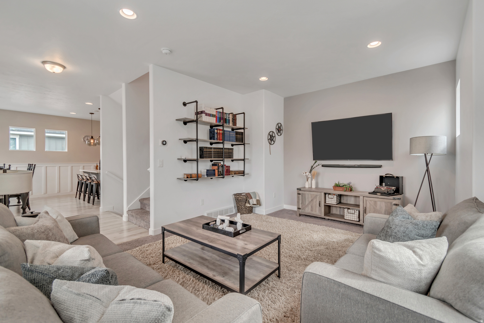 DAY RANCH TOWNS - Residential