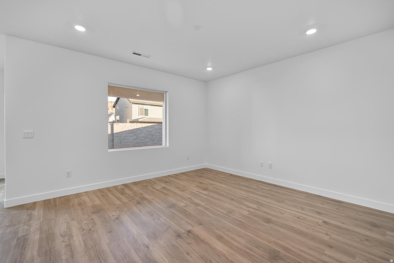 LONG VALLEY - Residential