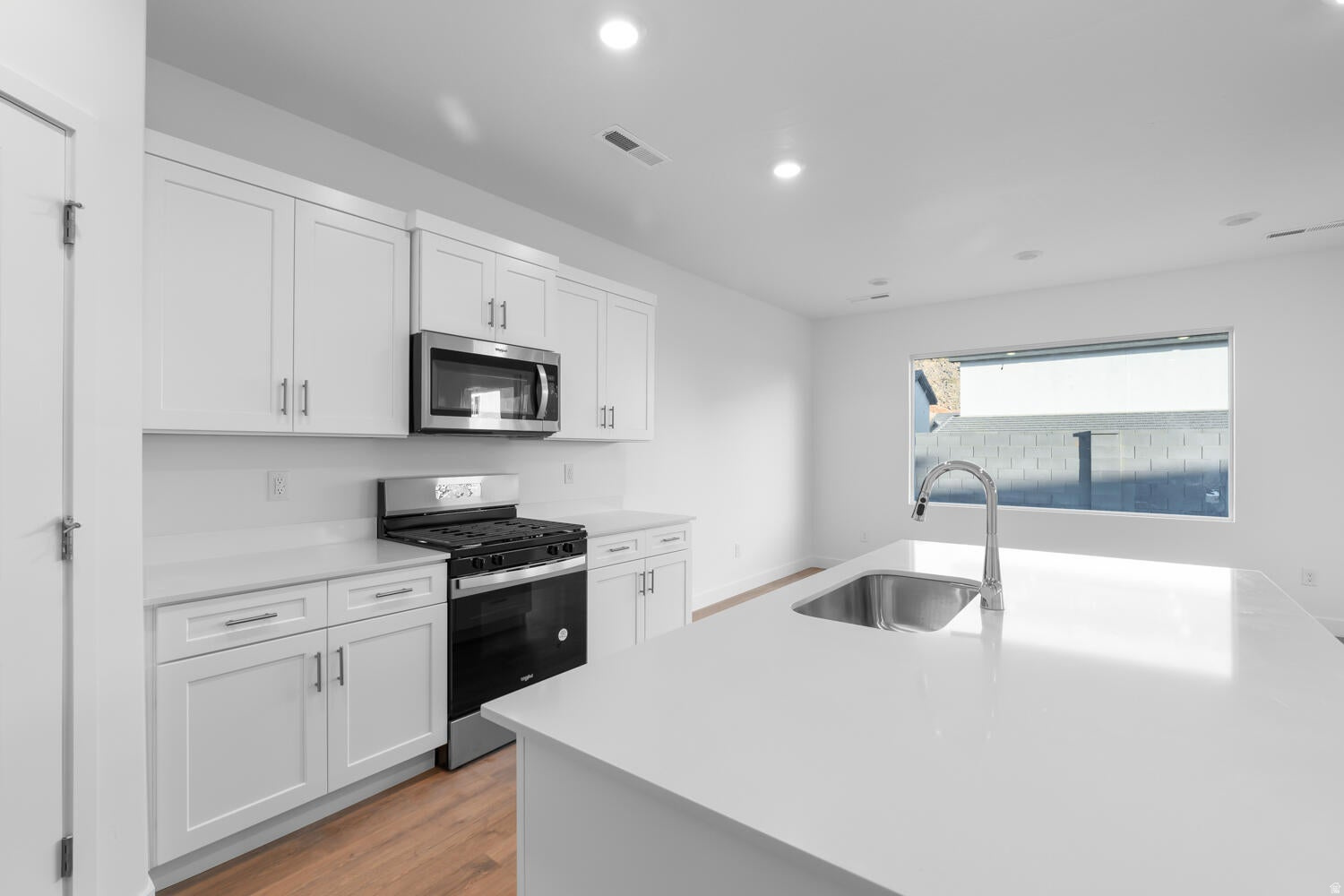 LONG VALLEY - Residential