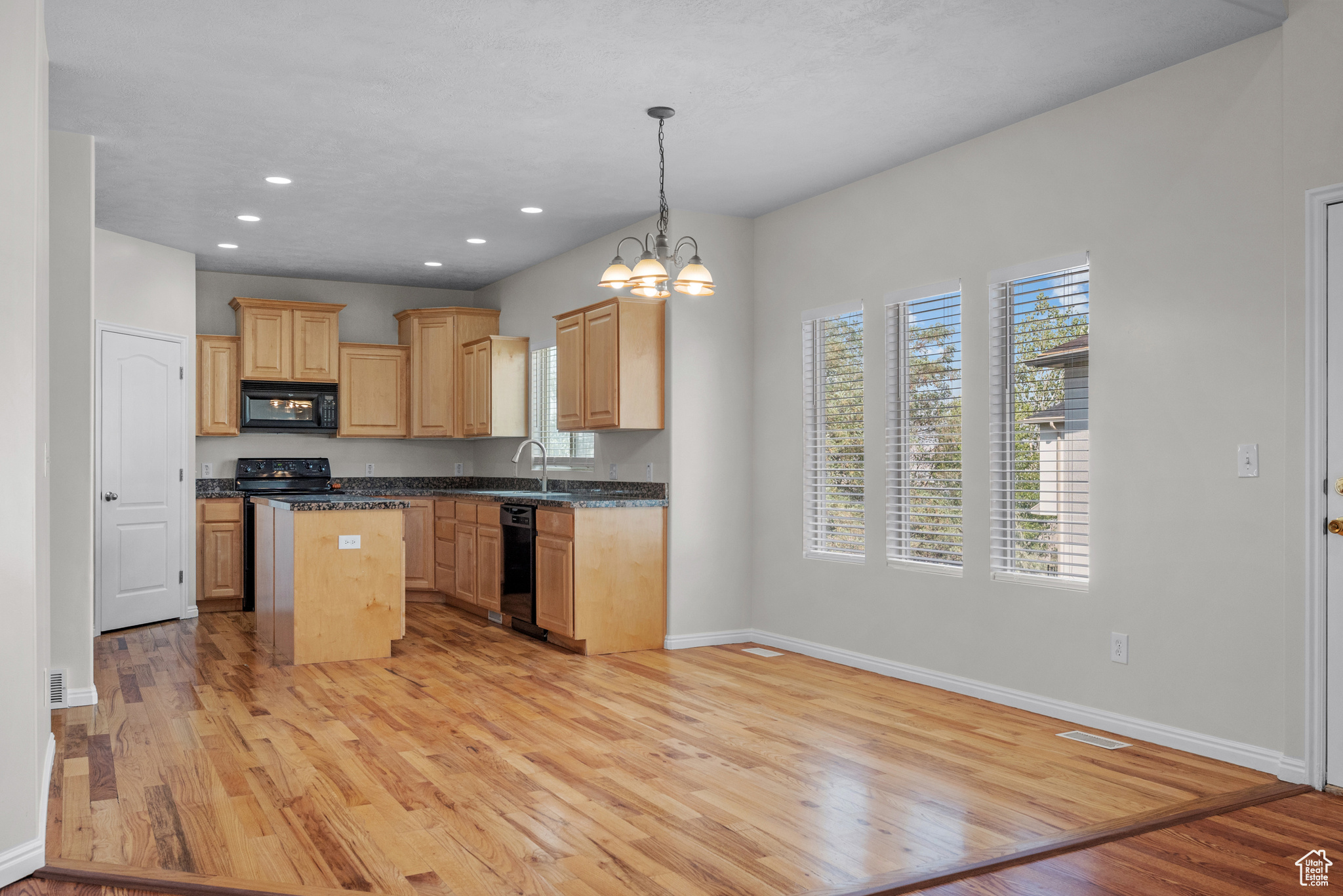 MONTANA VIEW ESTATES - Residential