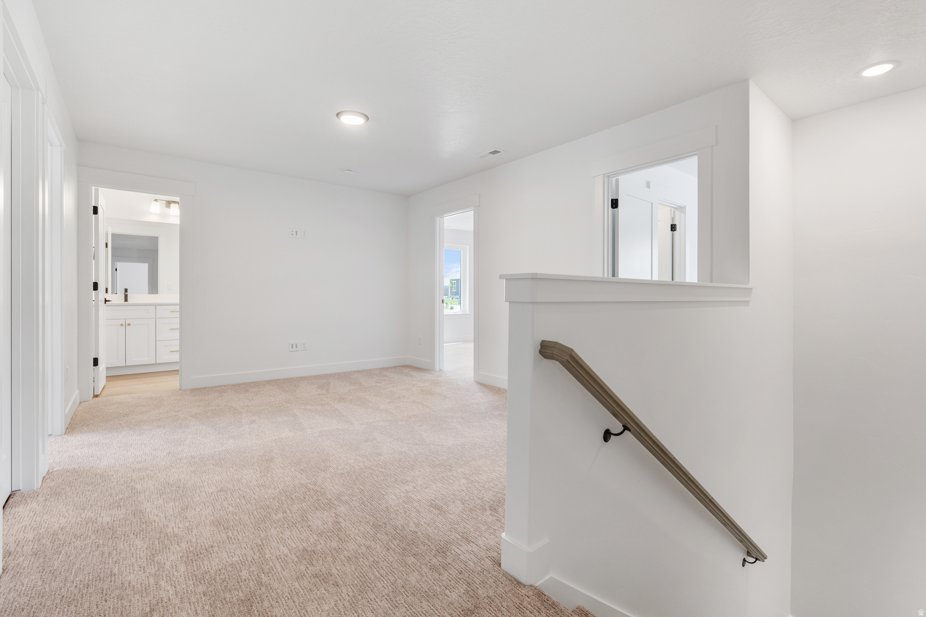 VISTAS AT SUMMIT RDG - Residential