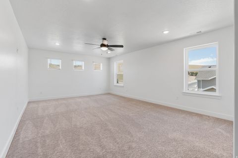 Tiny photo for 1263 CREST DALE LN S, Santaquin, UT 84655 (MLS # 2123501)