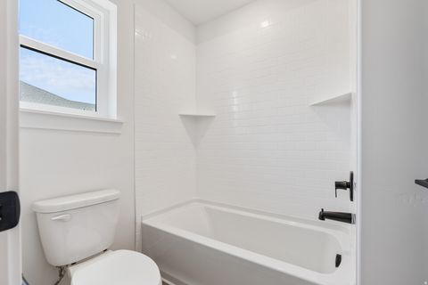 Tiny photo for 1263 CREST DALE LN S, Santaquin, UT 84655 (MLS # 2123501)