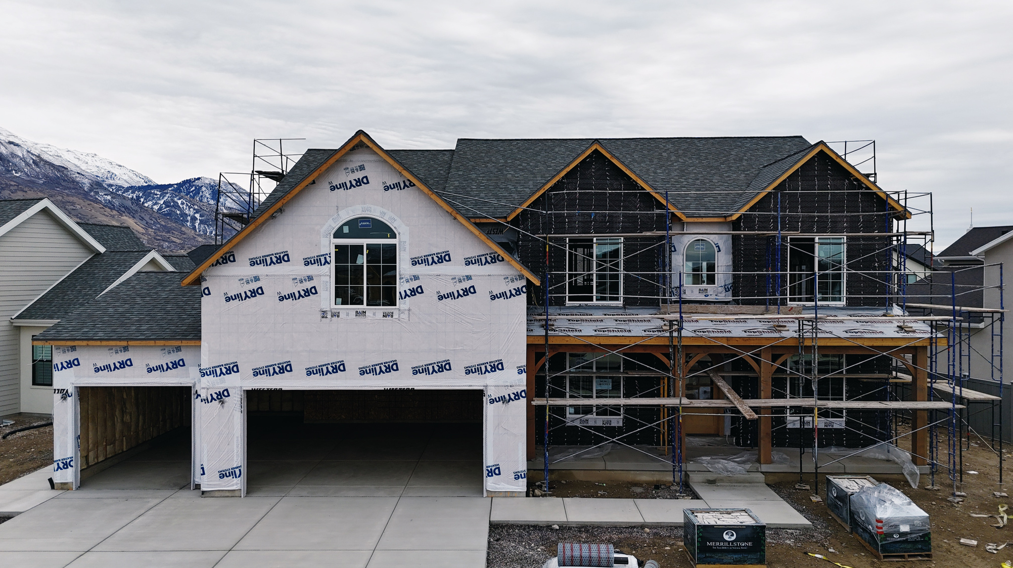 AUTUMN CREST - Residential