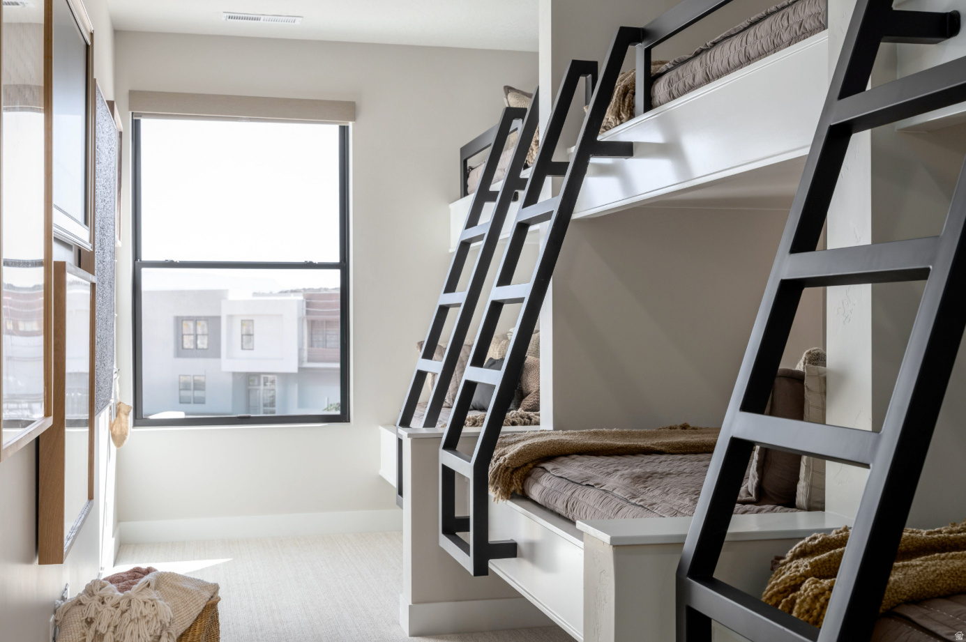 ISLAND AT CORAL CANYON - Residential Income