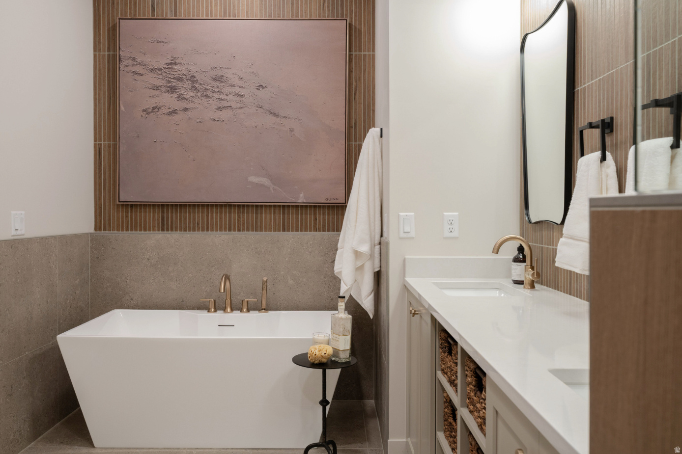 ISLAND AT CORAL CANYON - Residential Income