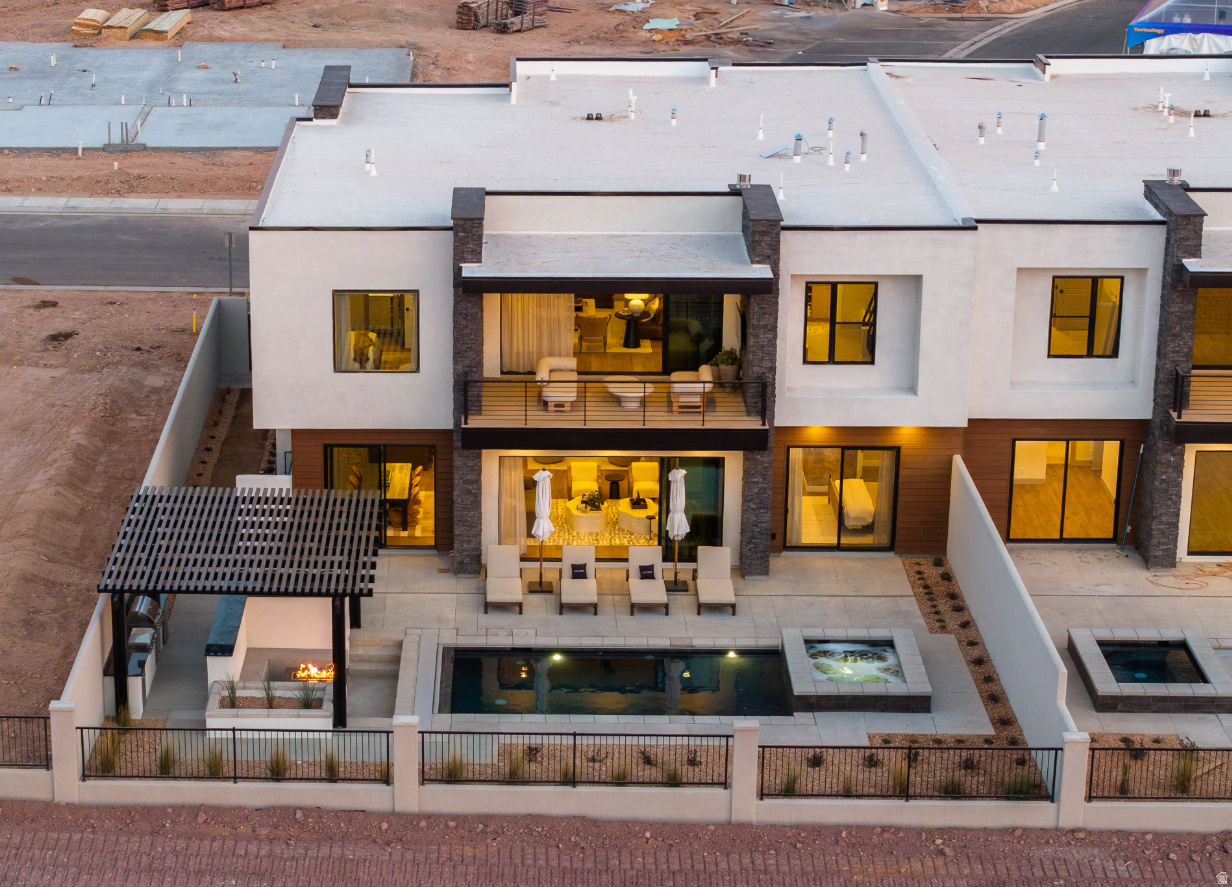 ISLAND AT CORAL CANYON - Residential Income