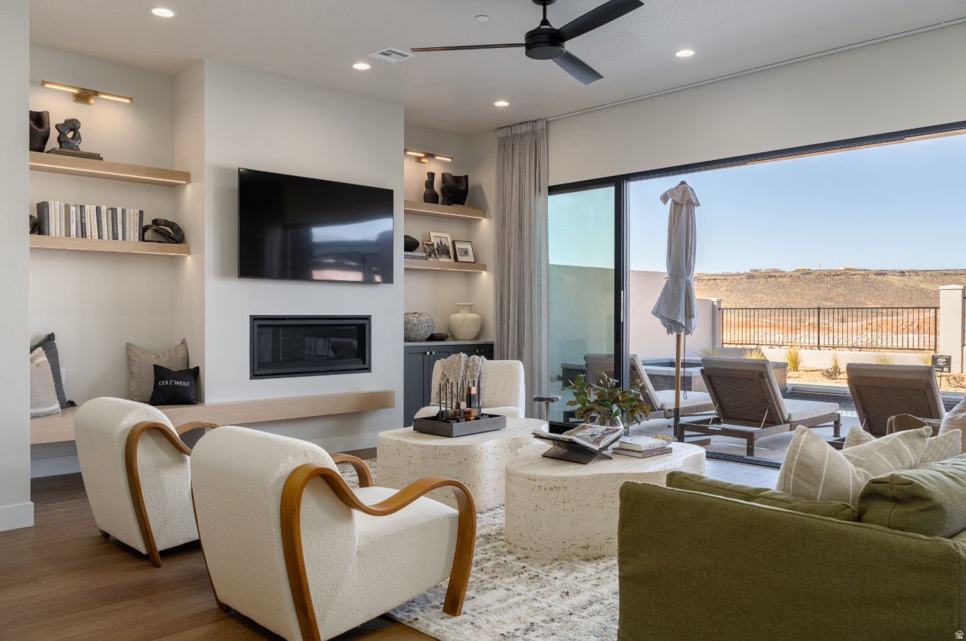 ISLAND AT CORAL CANYON - Residential Income