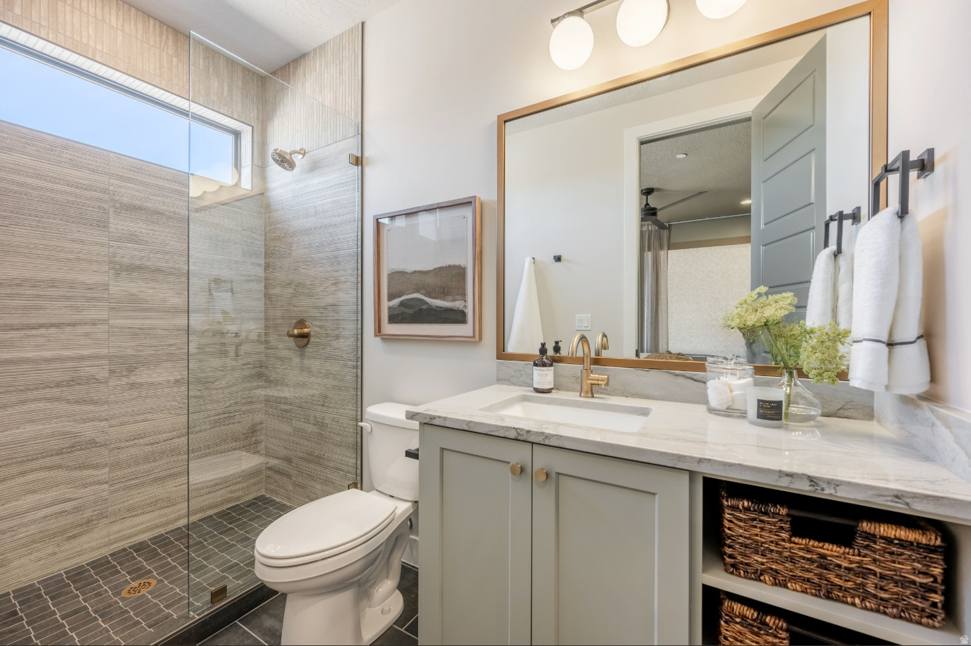 ISLAND AT CORAL CANYON - Residential Income