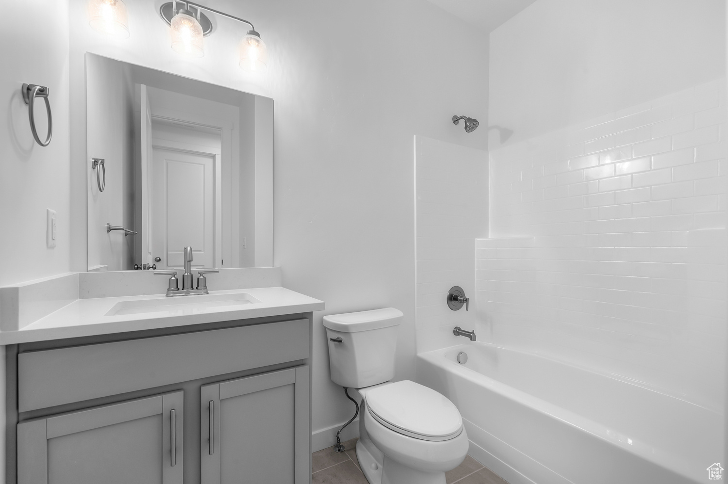 OVERLAND COLLECTION V2 295 - Residential