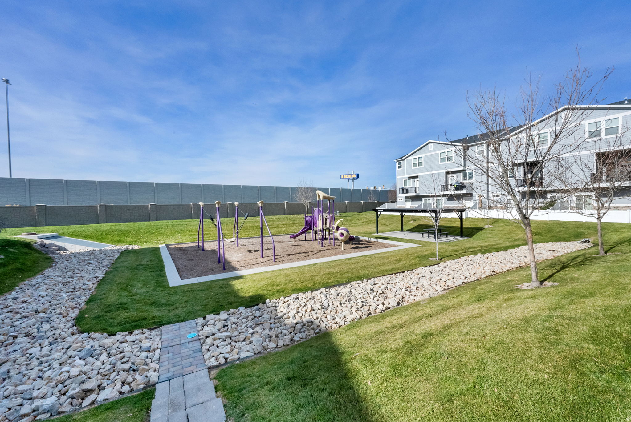 DRAPER CREEKSIDE - Residential