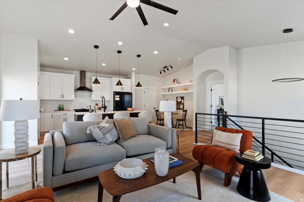 VALLEY VIEW PRUD - Residential