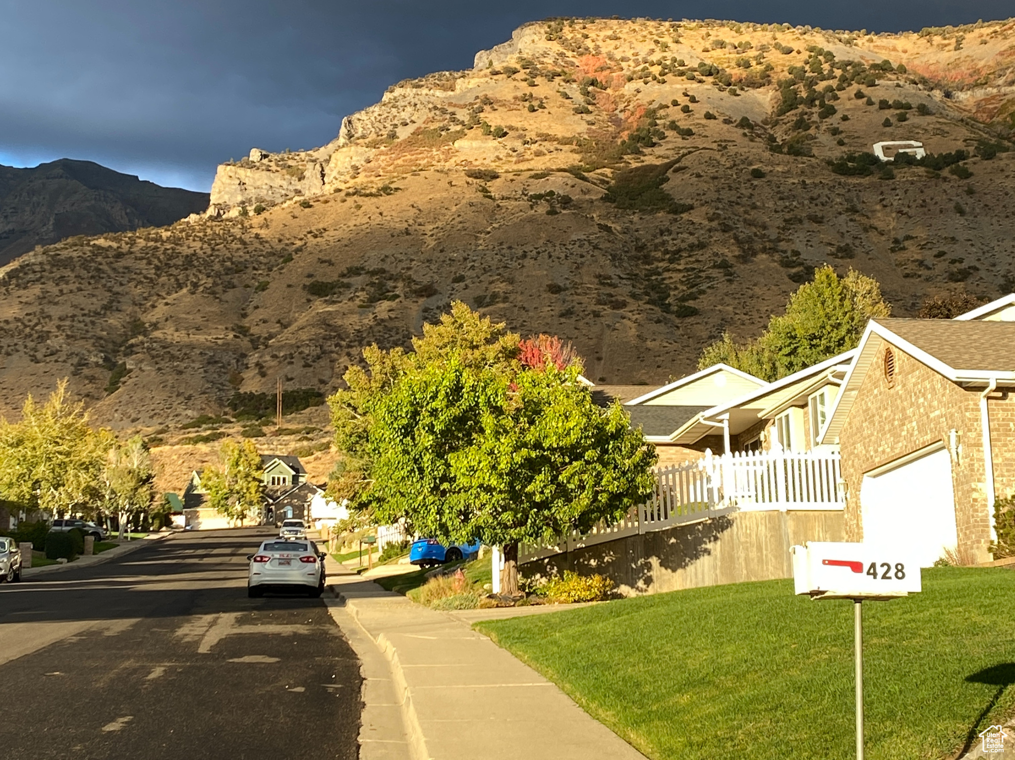 AUTUMN COVE - Residential