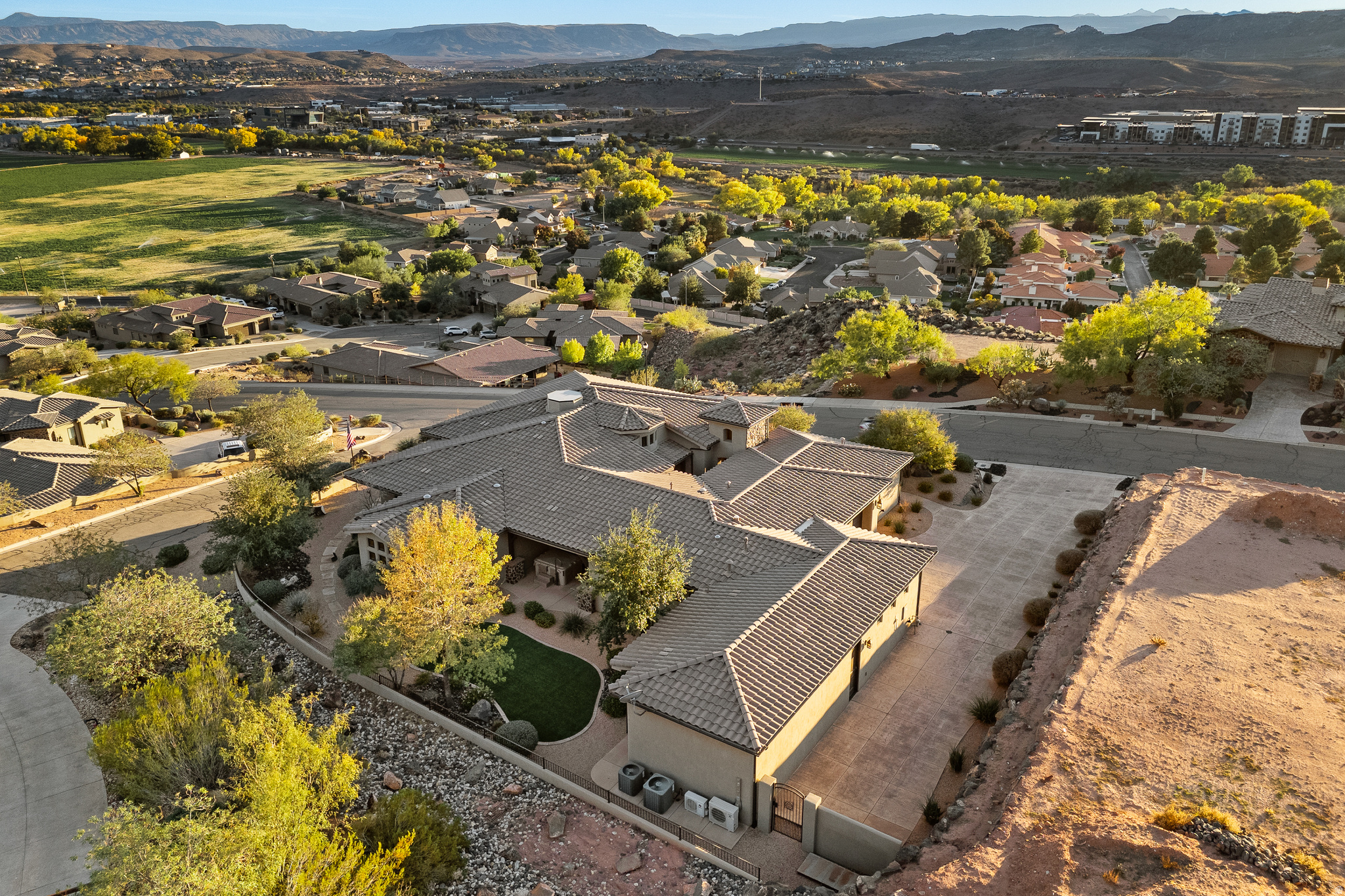 WHISPER RIDGE PH 2 - Residential