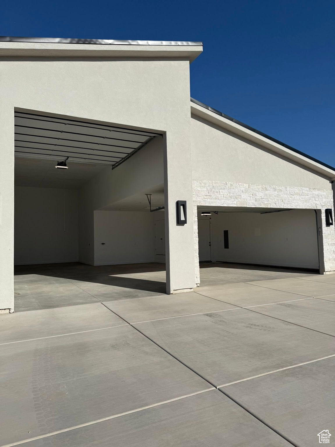 HAWKEYE POINT - Residential