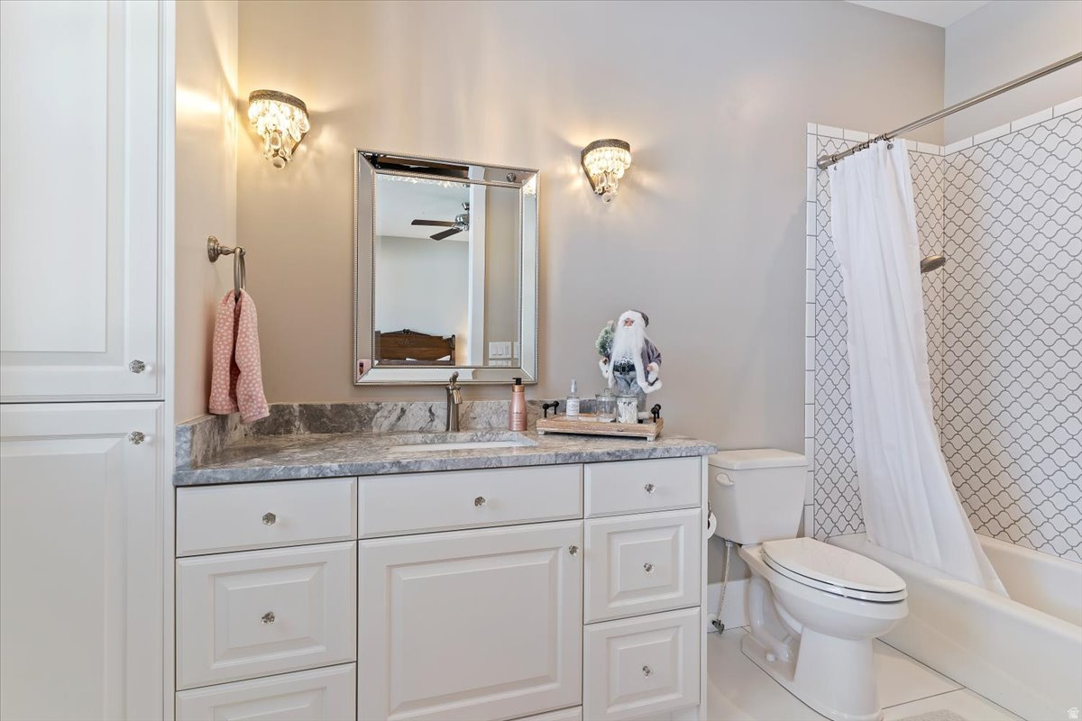 COTTONWOOD HILLS - Residential