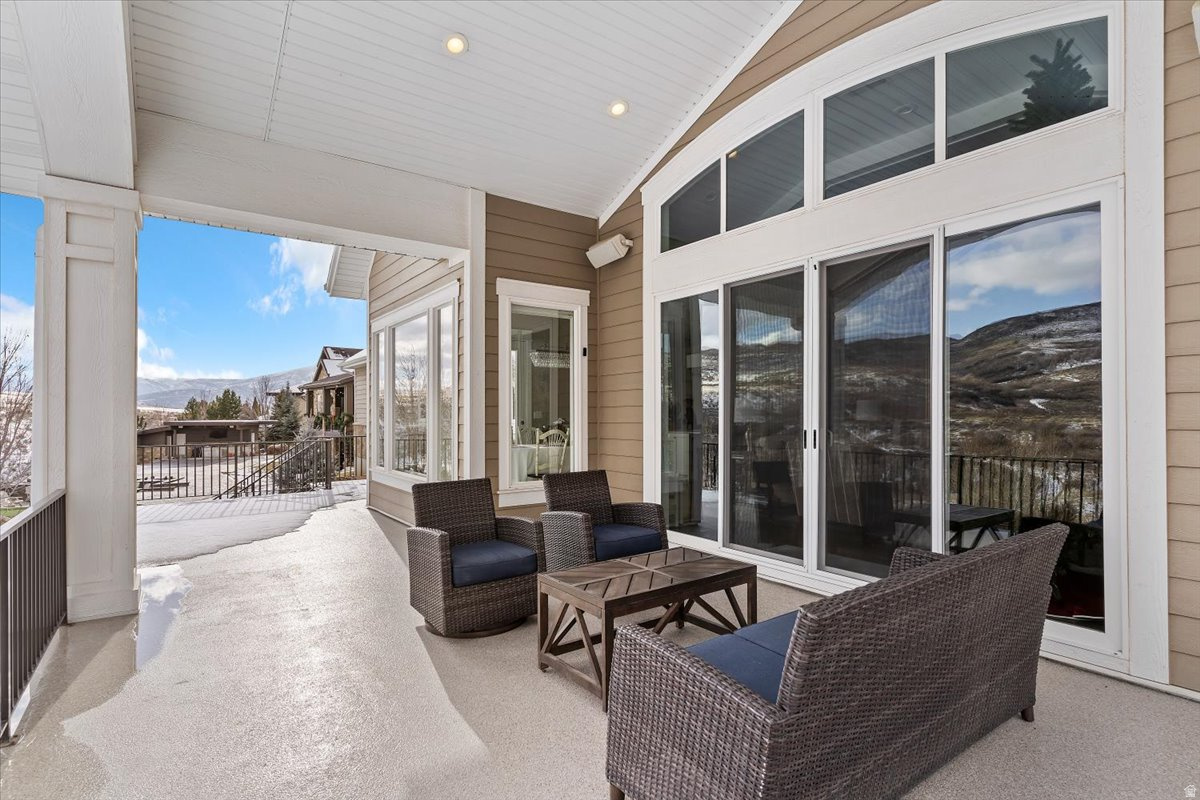 COTTONWOOD HILLS - Residential