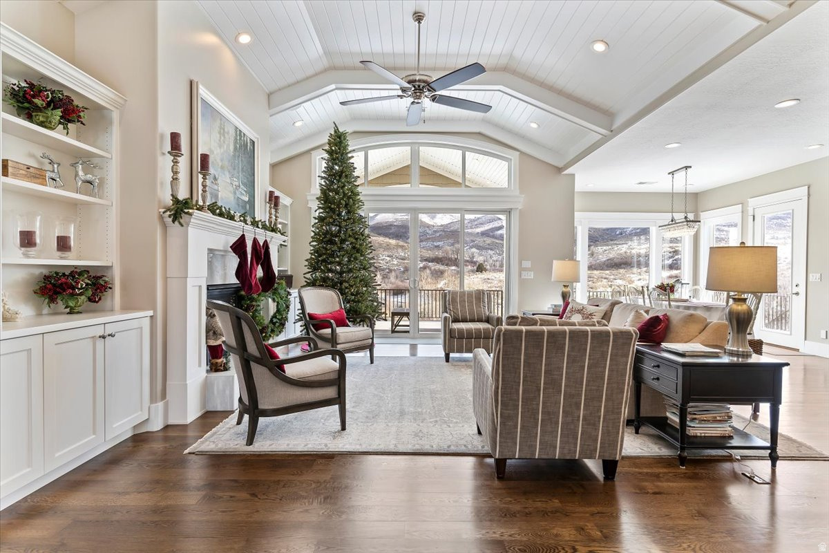 COTTONWOOD HILLS - Residential