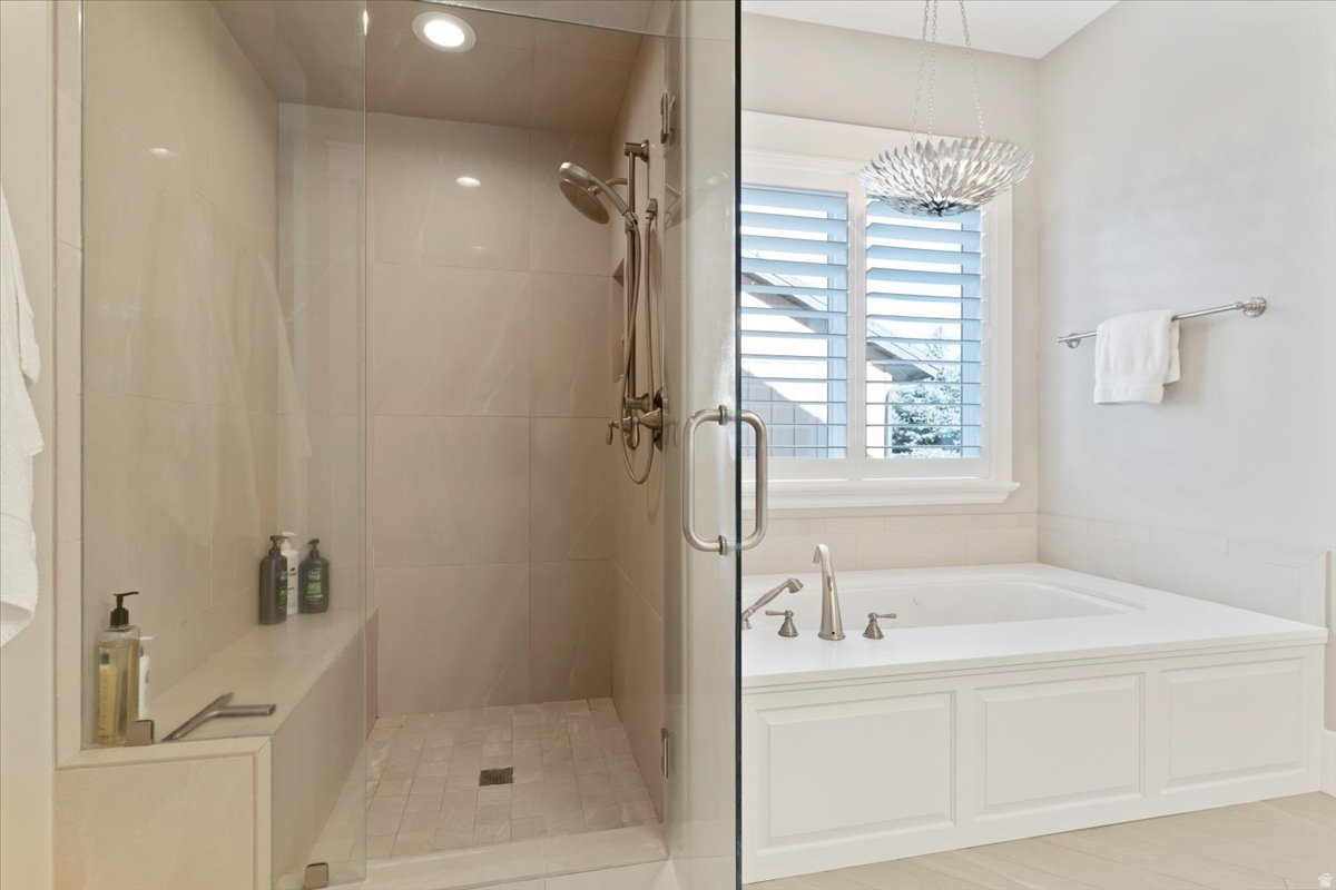 COTTONWOOD HILLS - Residential