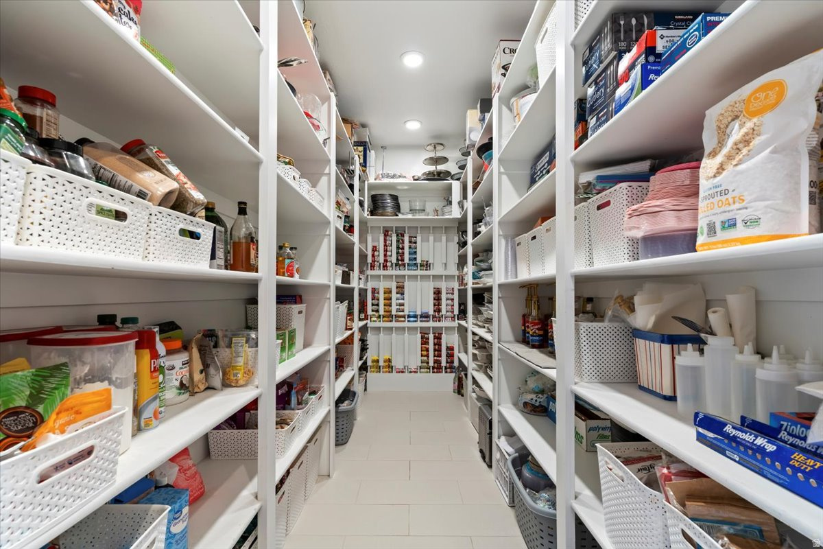 COTTONWOOD HILLS - Residential