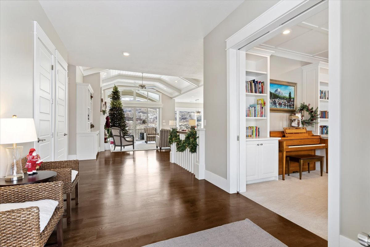 COTTONWOOD HILLS - Residential