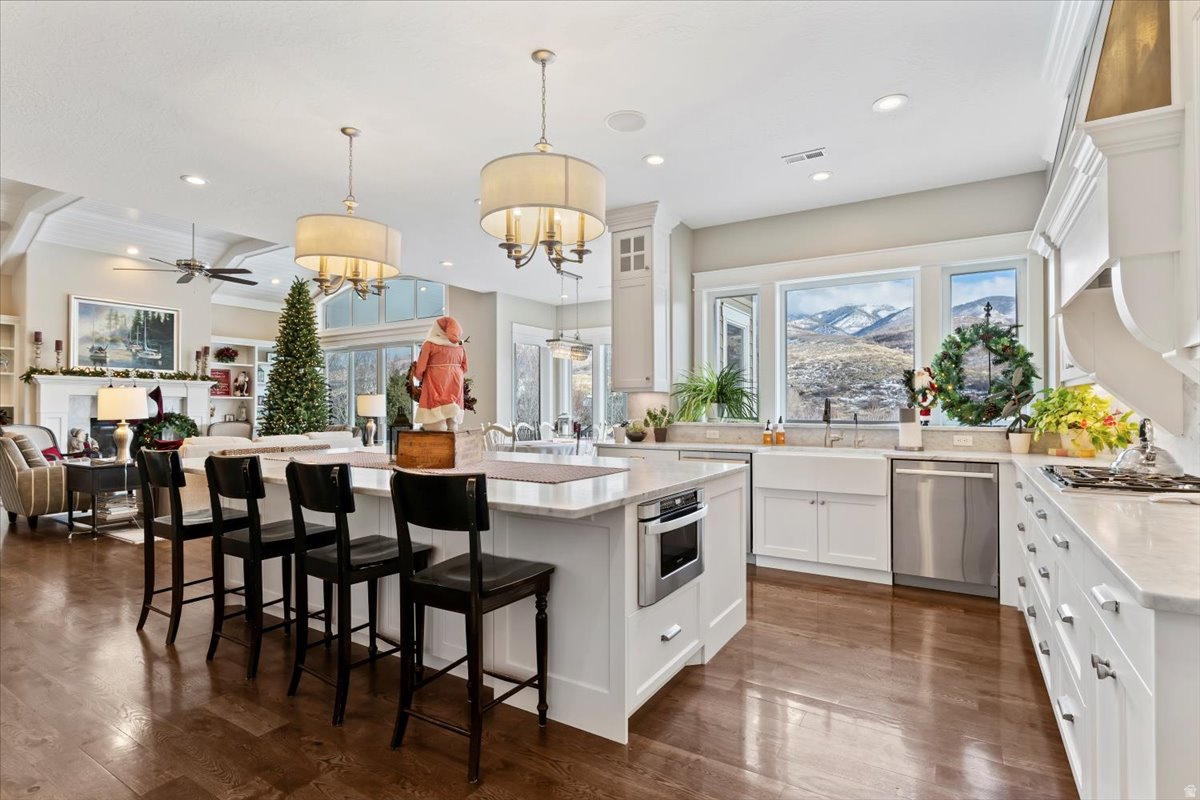 COTTONWOOD HILLS - Residential