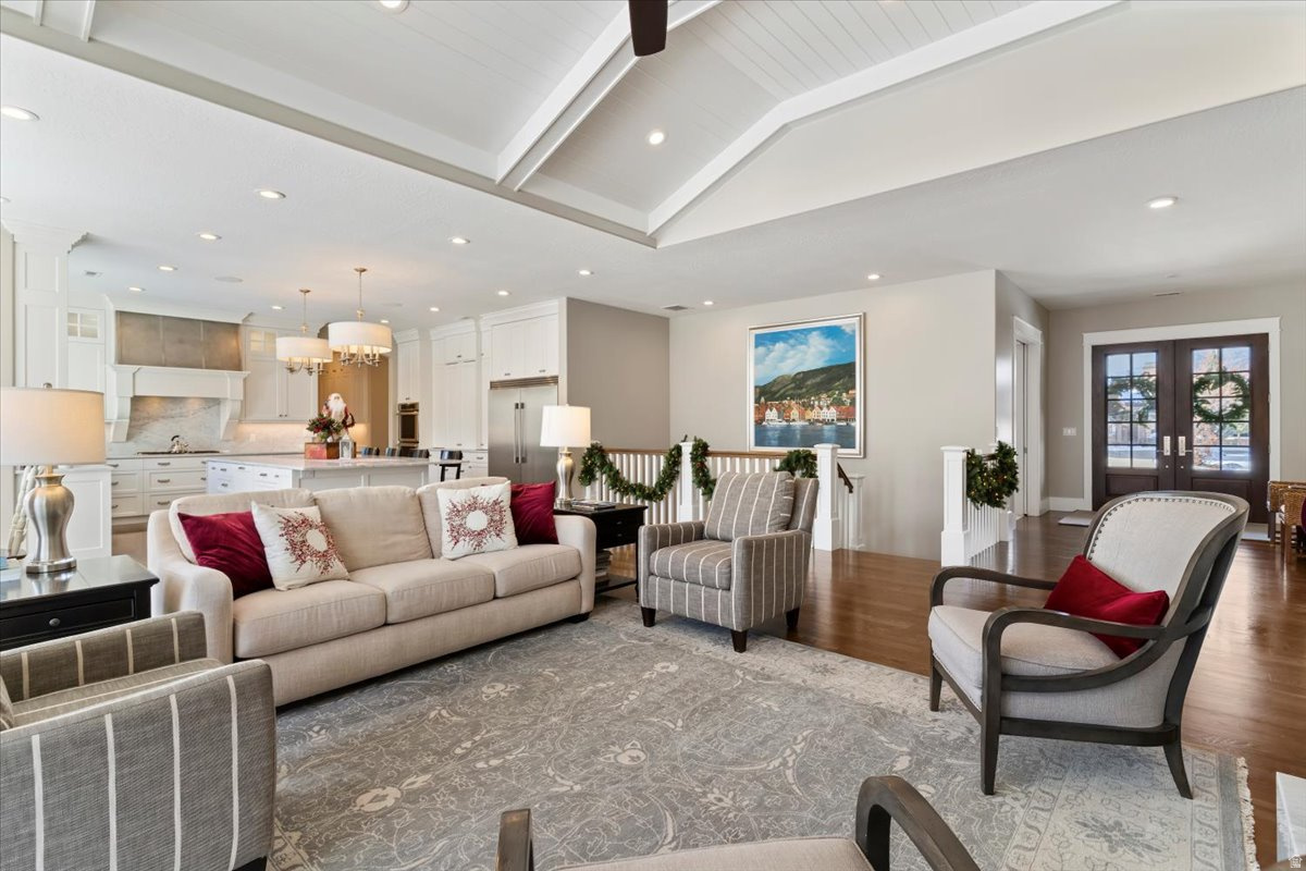 COTTONWOOD HILLS - Residential